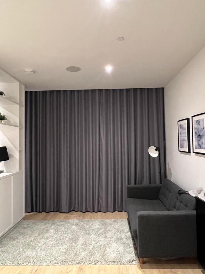 London Luxxe Suites & Apartments - London Heathrow Airport, Terminal 1 2 3 4 5 Χίλινγκτον Εξωτερικό φωτογραφία