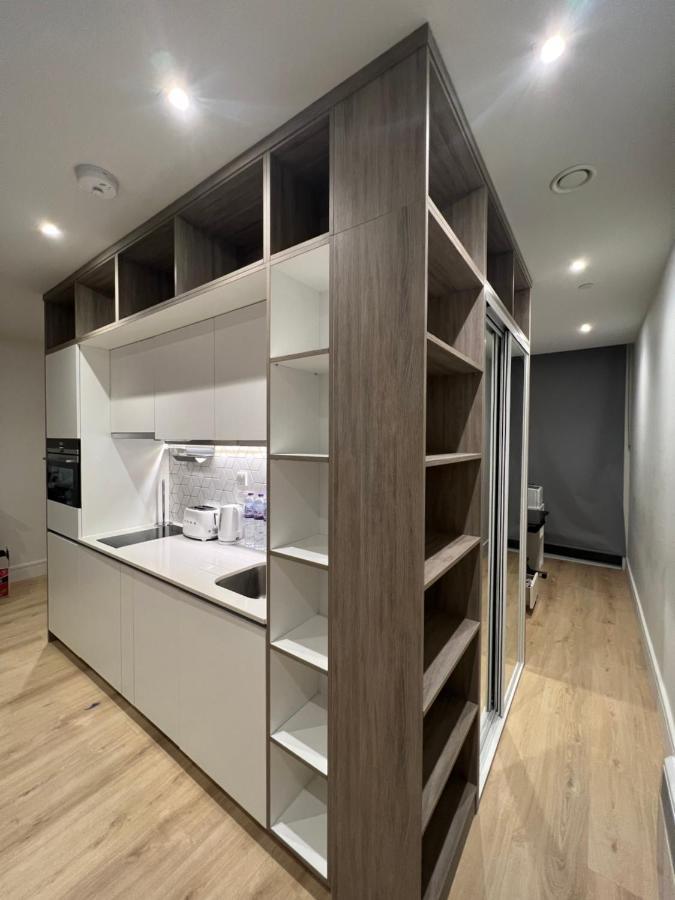 London Luxxe Suites & Apartments - London Heathrow Airport, Terminal 1 2 3 4 5 Χίλινγκτον Εξωτερικό φωτογραφία