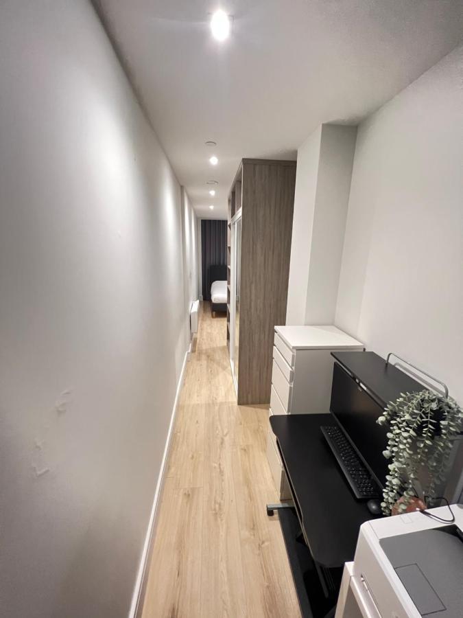 London Luxxe Suites & Apartments - London Heathrow Airport, Terminal 1 2 3 4 5 Χίλινγκτον Εξωτερικό φωτογραφία